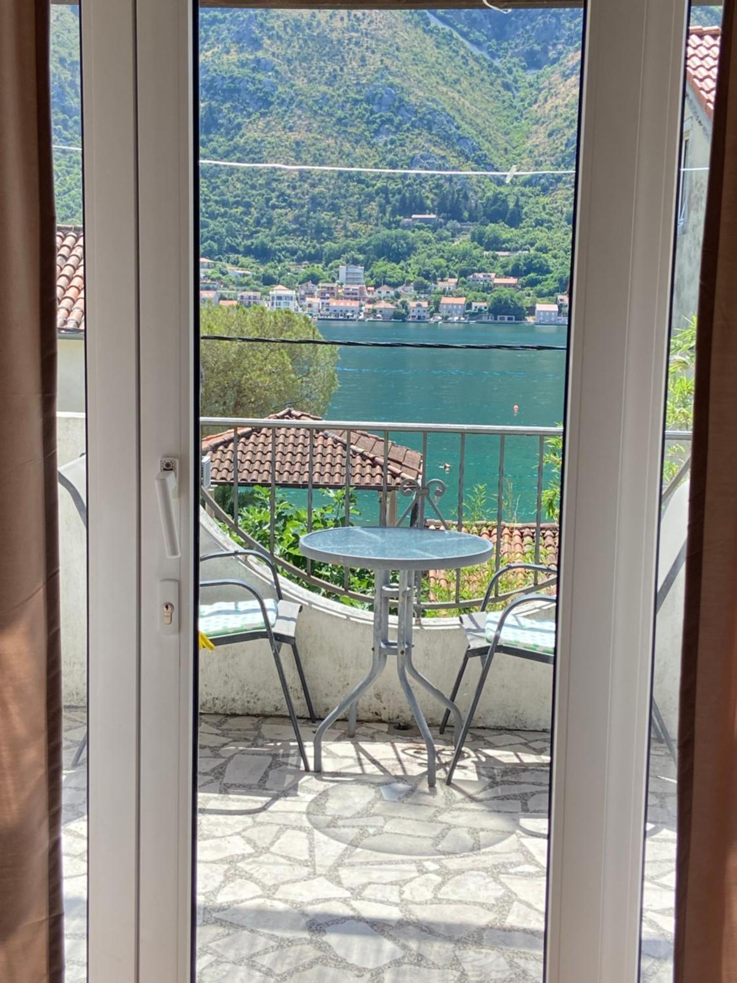 Apartments Ivanisevic Kotor Exterior foto